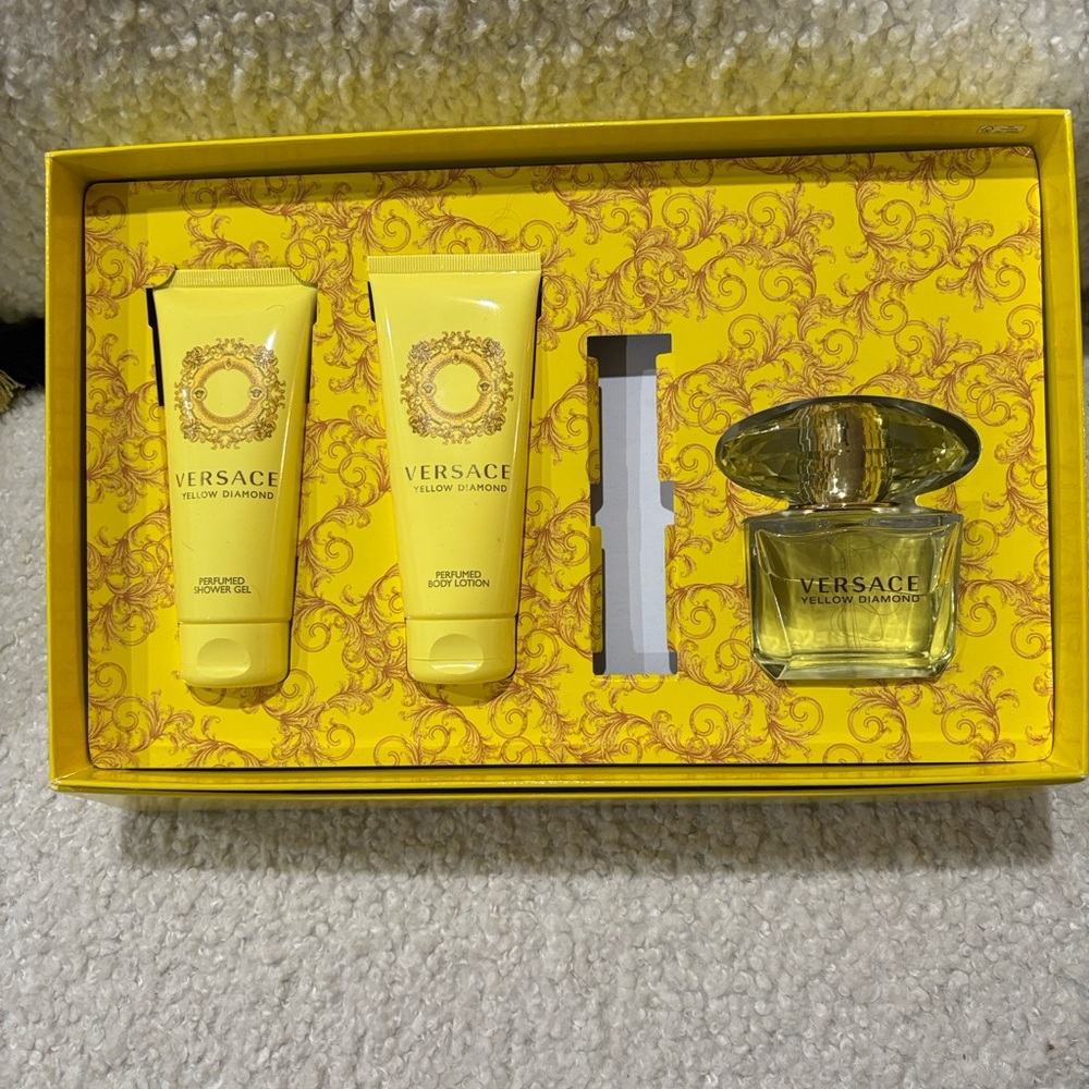 Versace Yellow Diamond